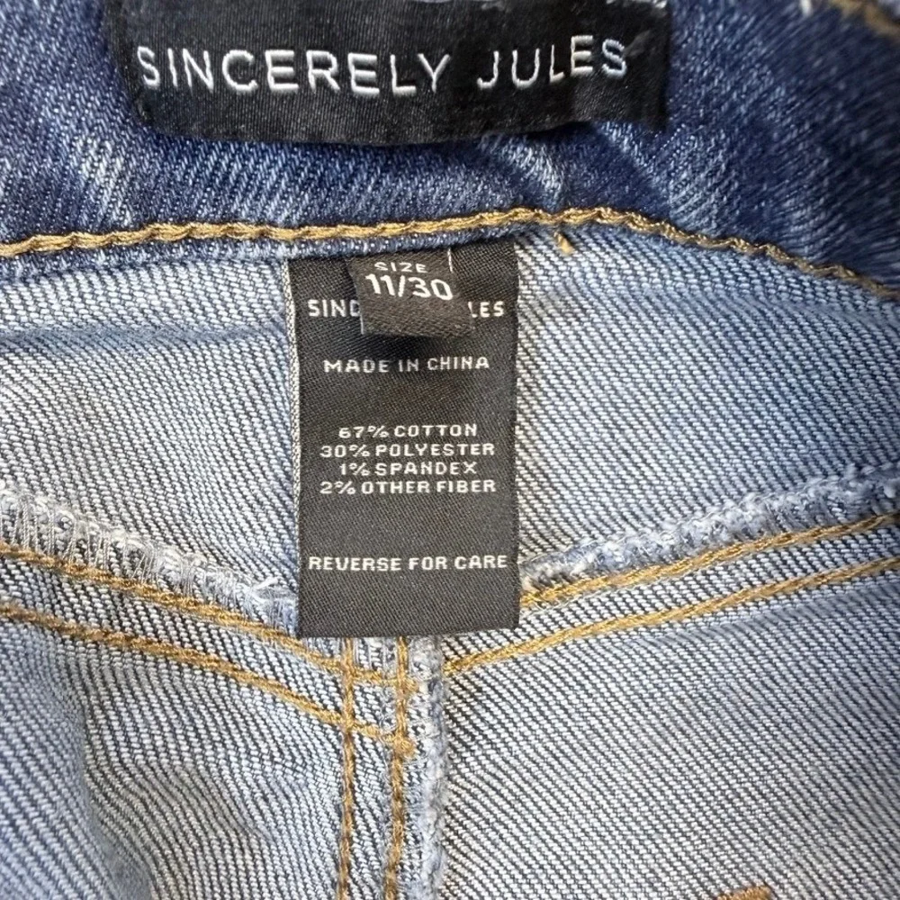 Sincerely Jules Blue Distressed Denim Cutoff Shorts Size 11/30 Western‎ Festival